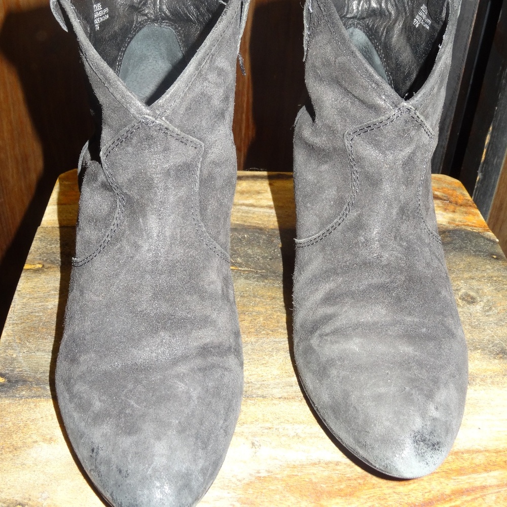 ASH 'Jalouse' Black Suede Booties SZ 7.5